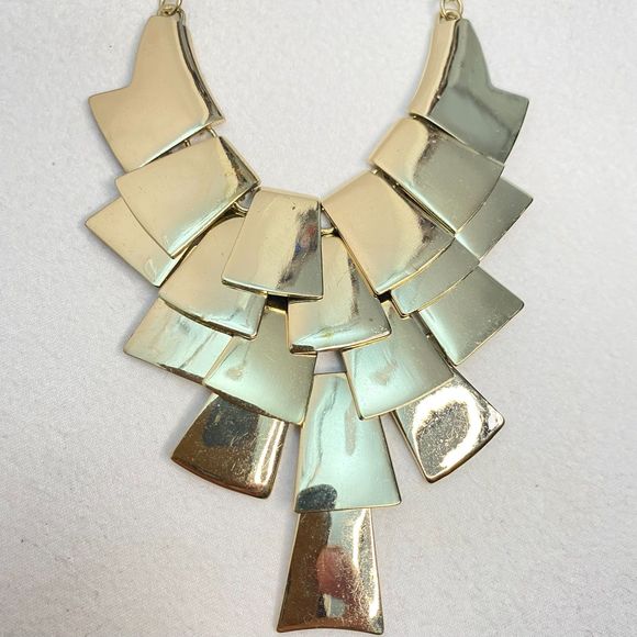 Bib Necklace Gold Tone Brutalist Tiered Plates - Picture 3 of 8